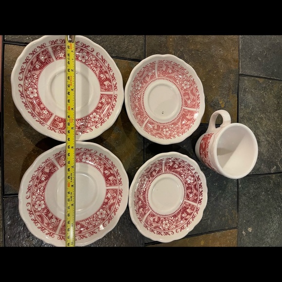 Syracuse Strawberry vintage Transferware China dessert plates dinner plates etc - Picture 2 of 6